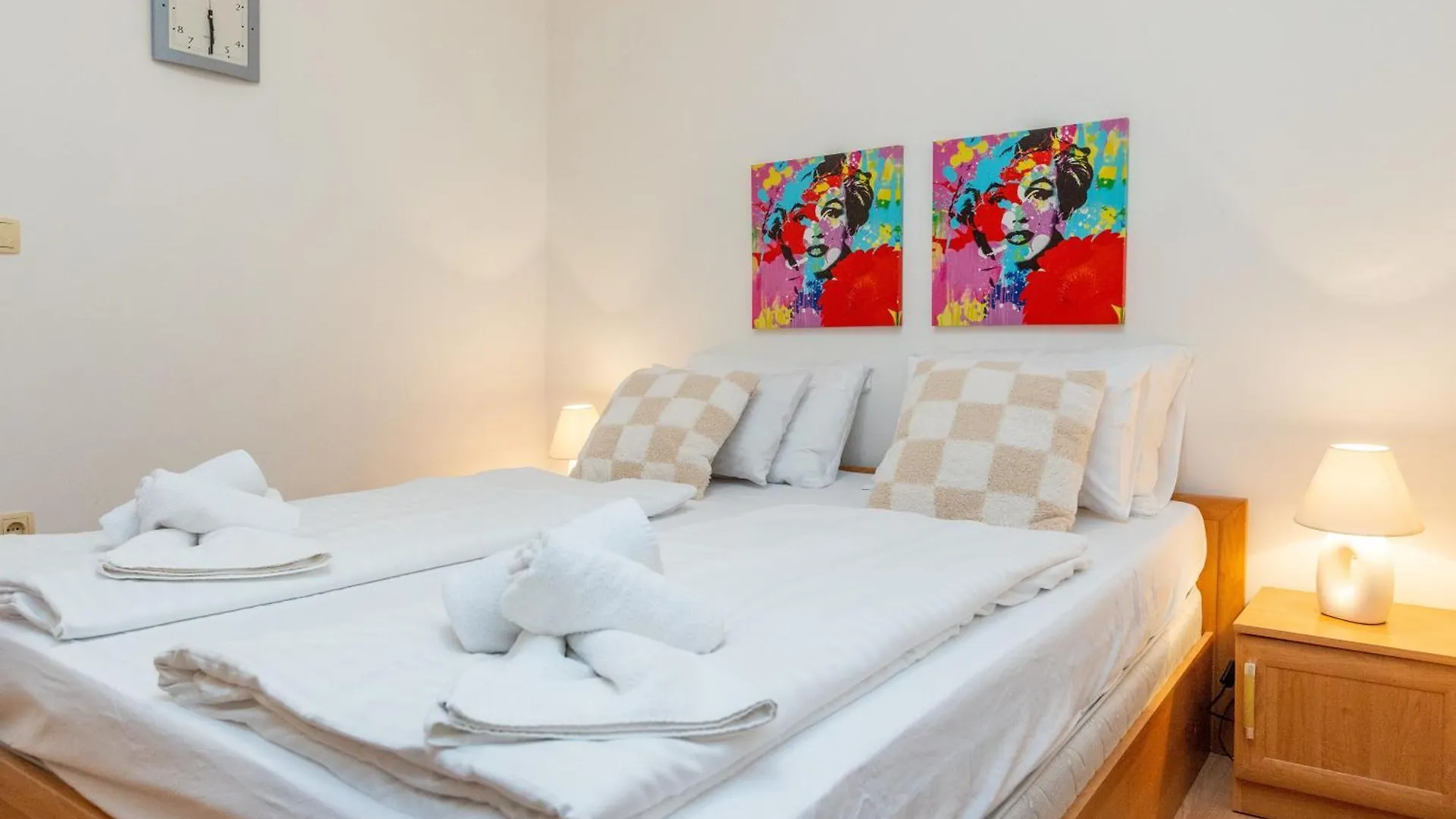 Boki 2 One Bedroom Apartment In Old Town With Balcony Zadar